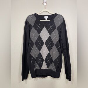 Old Navy Men's V-Neck Sweater in Black and Gray Argyle